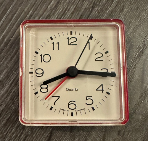 Quartz analoger - ,